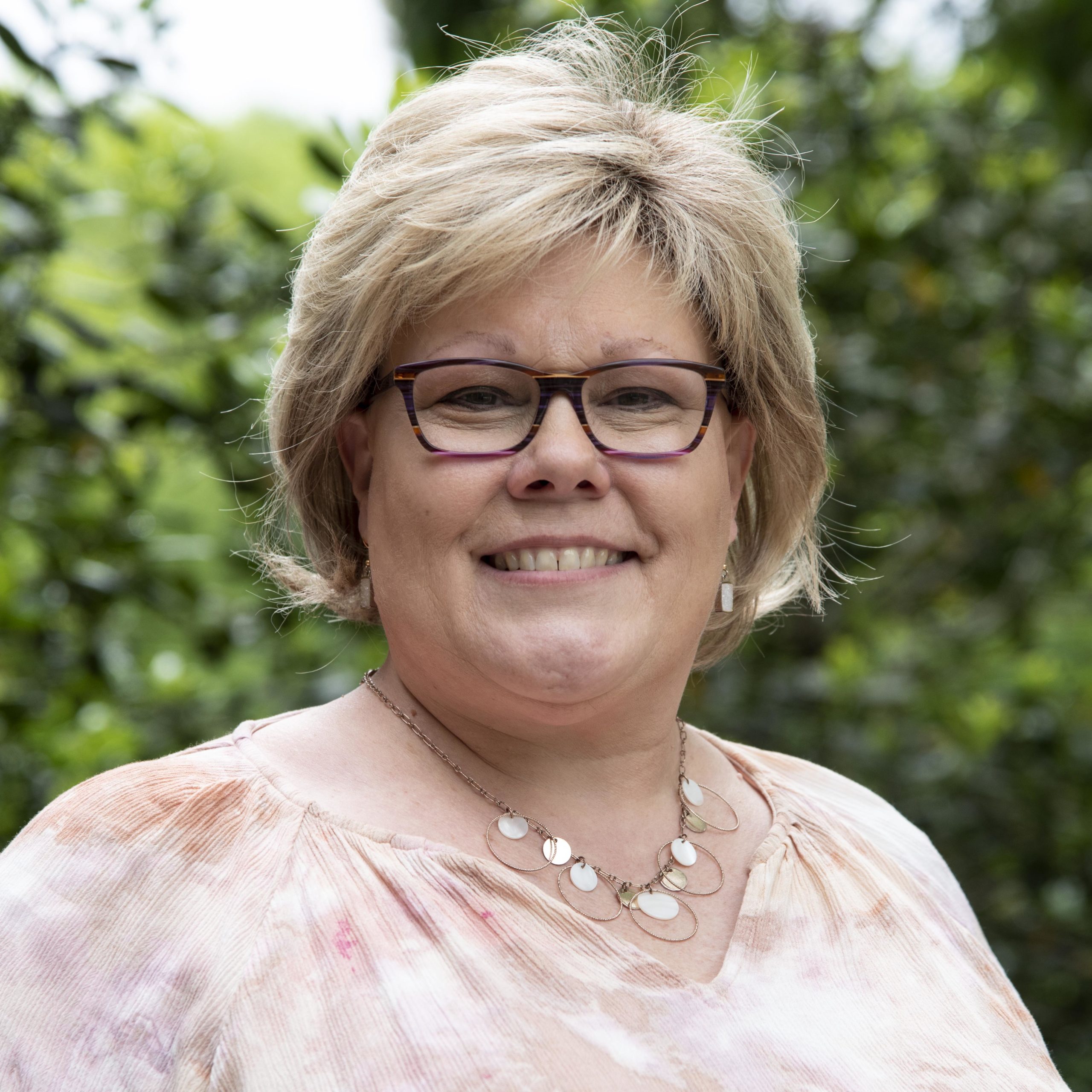 Amy Lyons