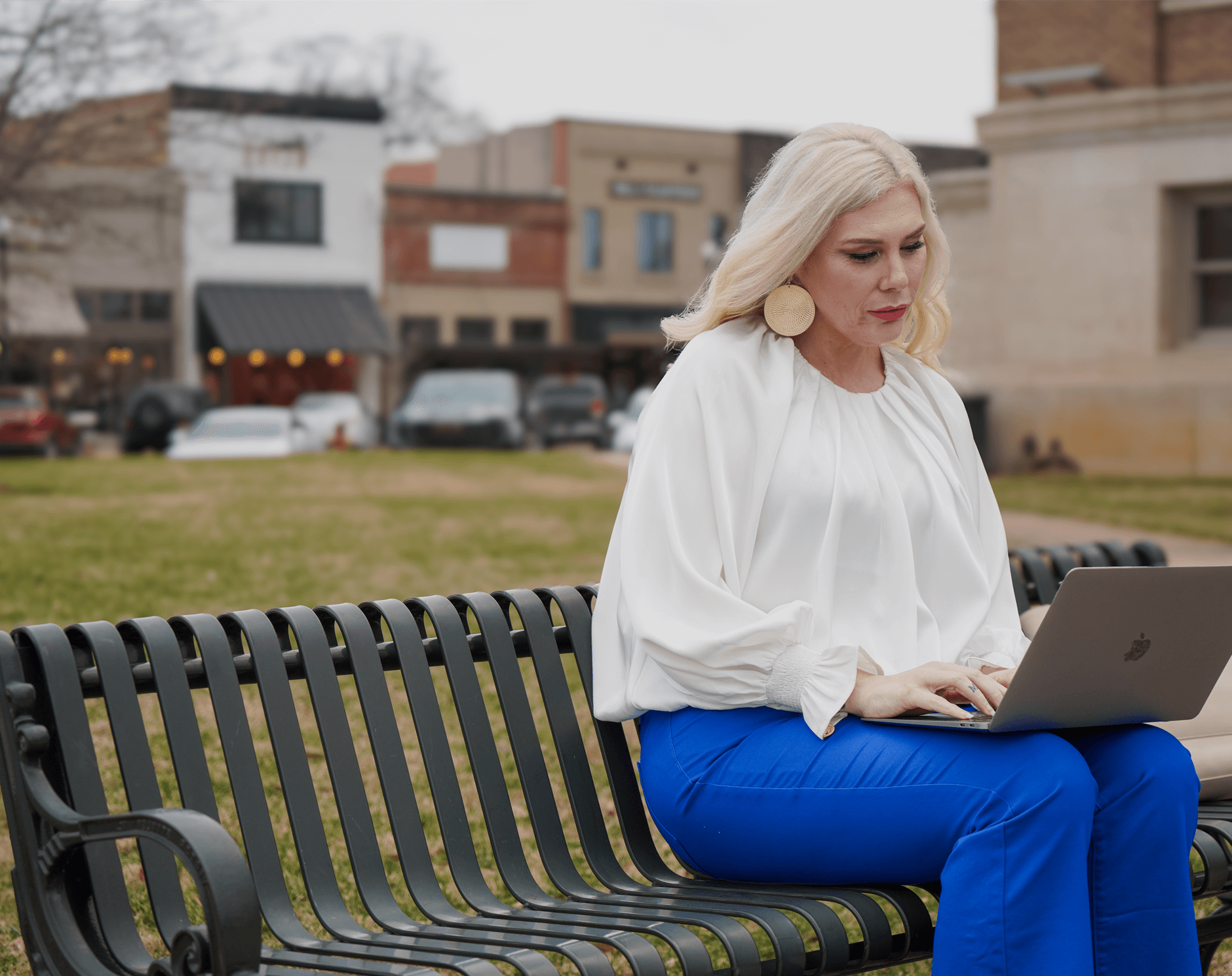 Top 5 Reasons to Complete a Graduate Degree Online