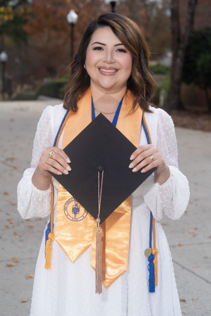 Karla Rivas Toga Picture