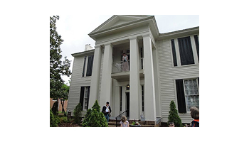 donnell house logo